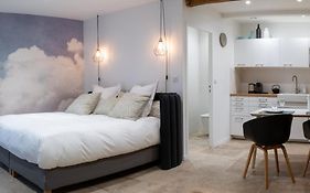 Design & Cosy - Centre Historique Ecusson